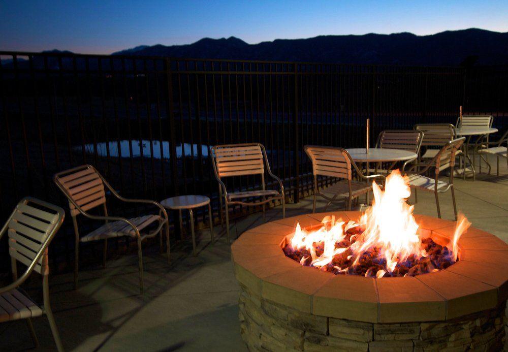 Fairfield Inn And Suites By Marriott Colorado Springs North Air Force Academy Gleneagle Exterior foto